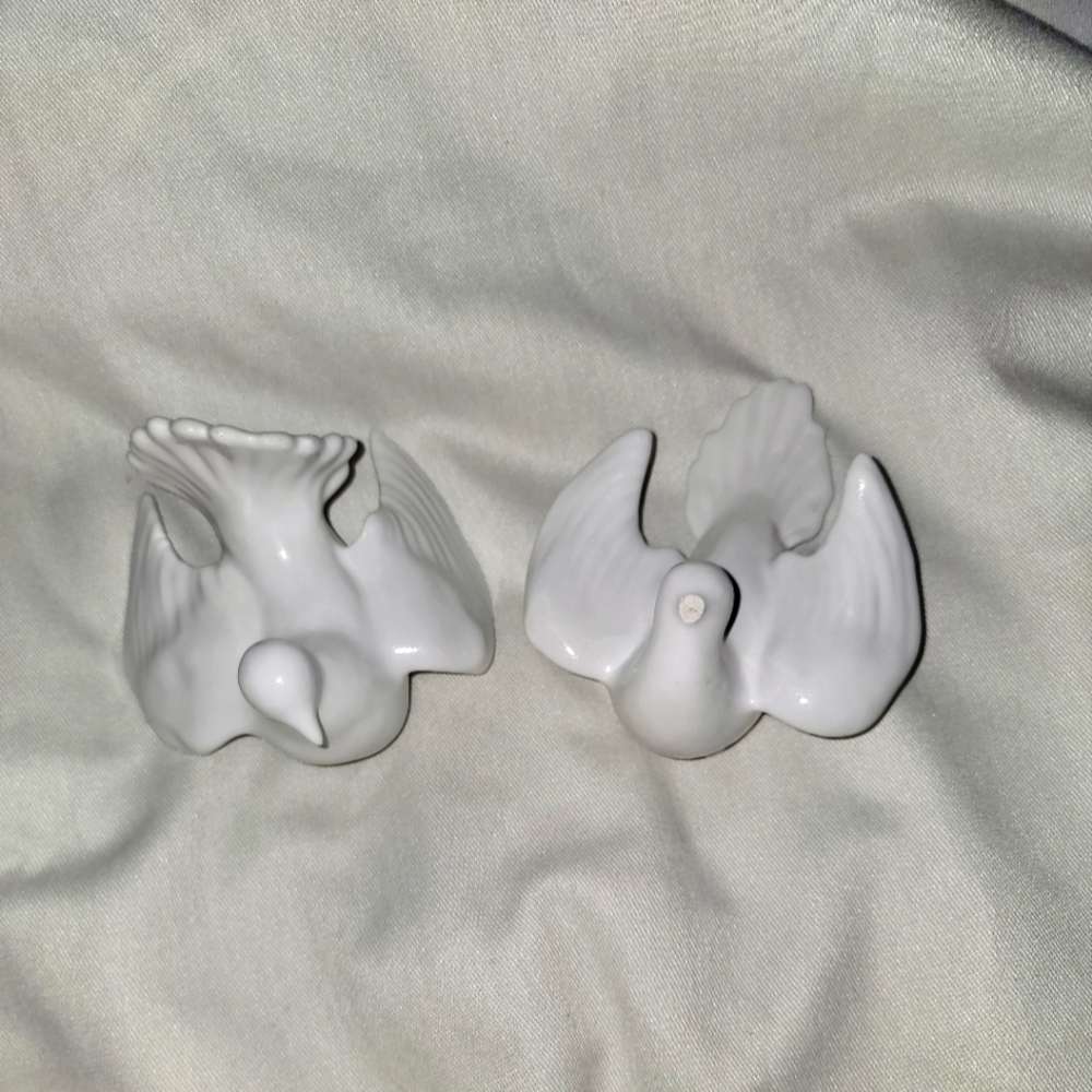 Pair White Doves
